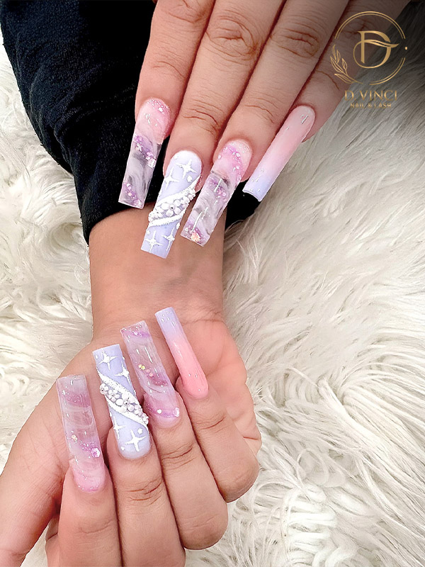 D. Vinci Nail & Lash