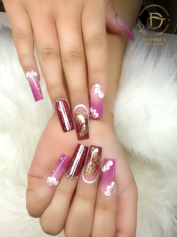 D. Vinci Nail & Lash